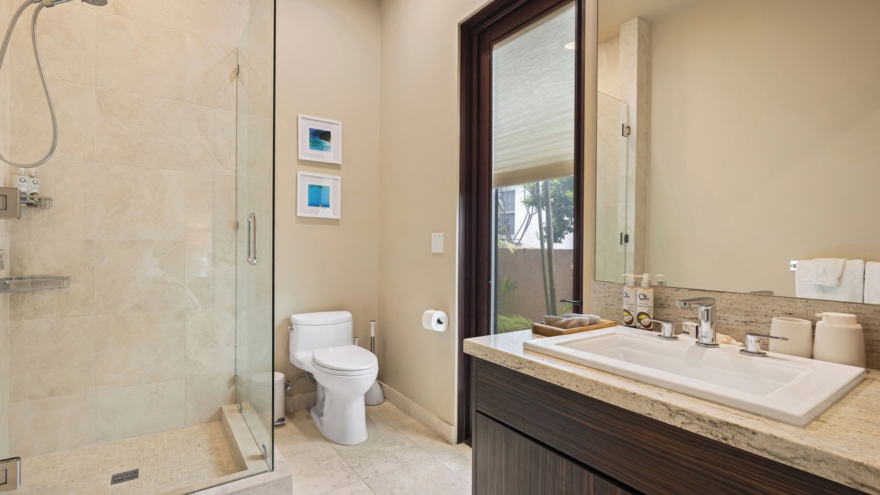 Photo of Bathroom in Kahala