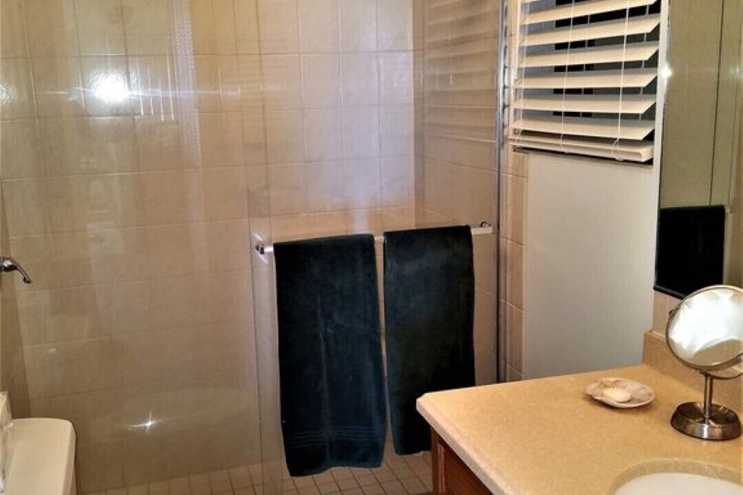 Photo of Bathroom in Poipu