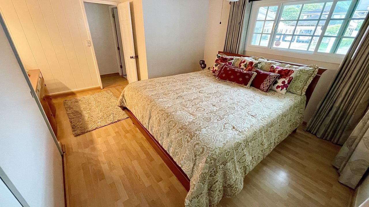 Photo of Bedroom in Manoa