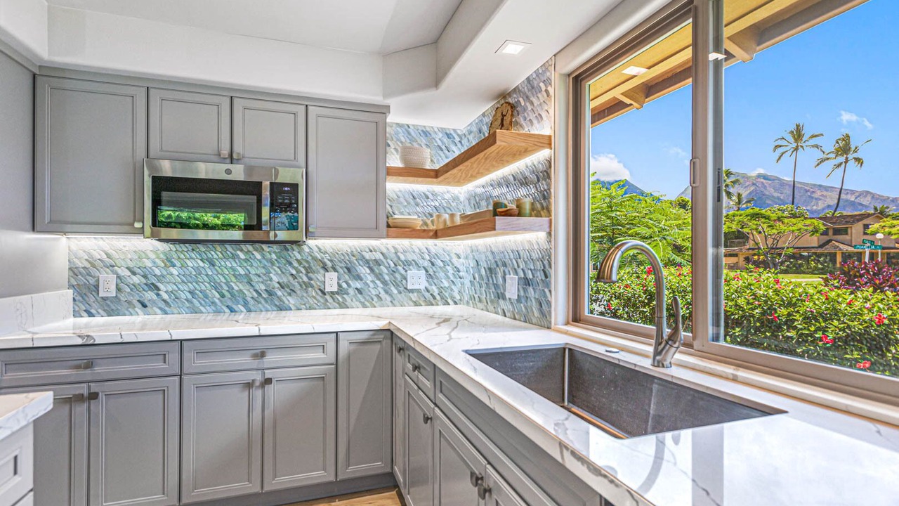 Photo of Kitchen in Historic Lahaina Front Street