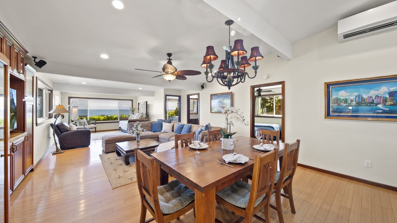 Photo of Bedroom in Waialua
