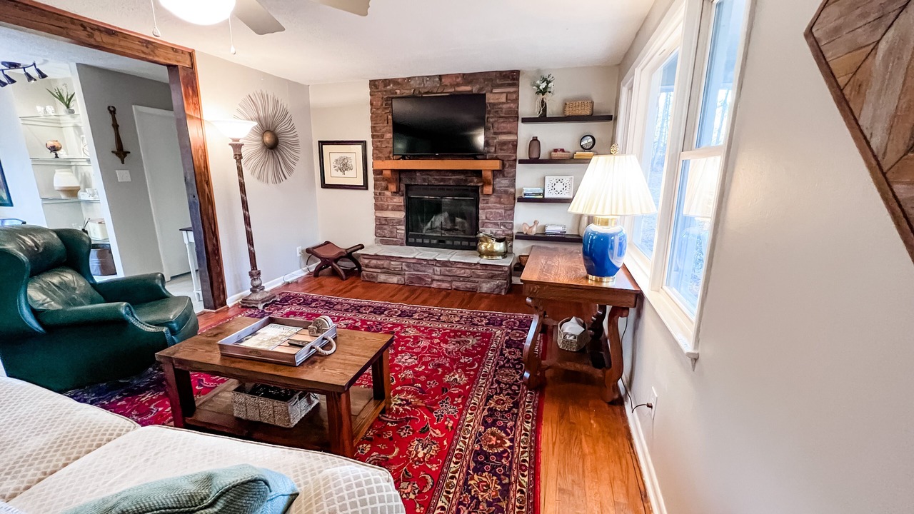 Photo of Livingroom in Evans