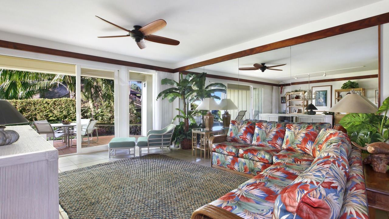 Photo of Livingroom in Poipu