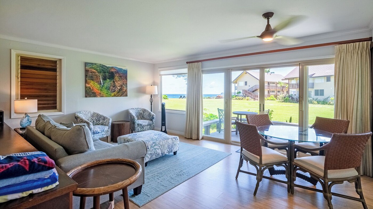 Photo of Livingroom in Wainiha