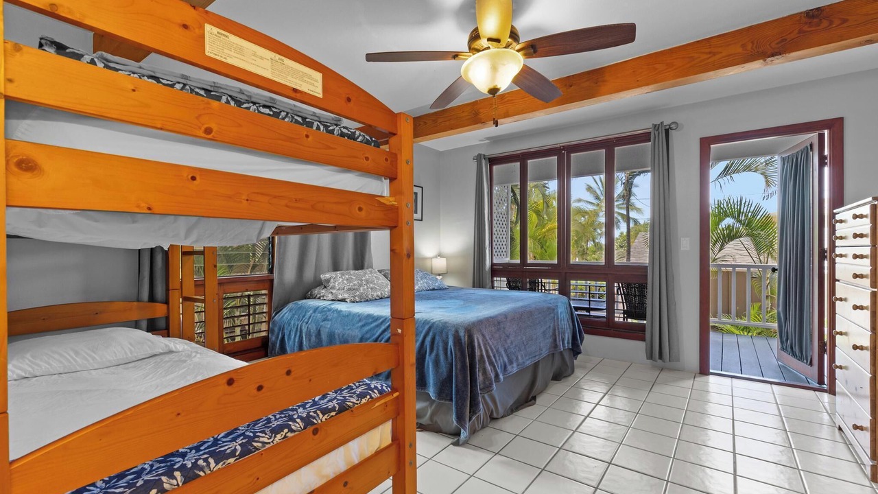 Photo of Bedroom in Kahaluu Bay