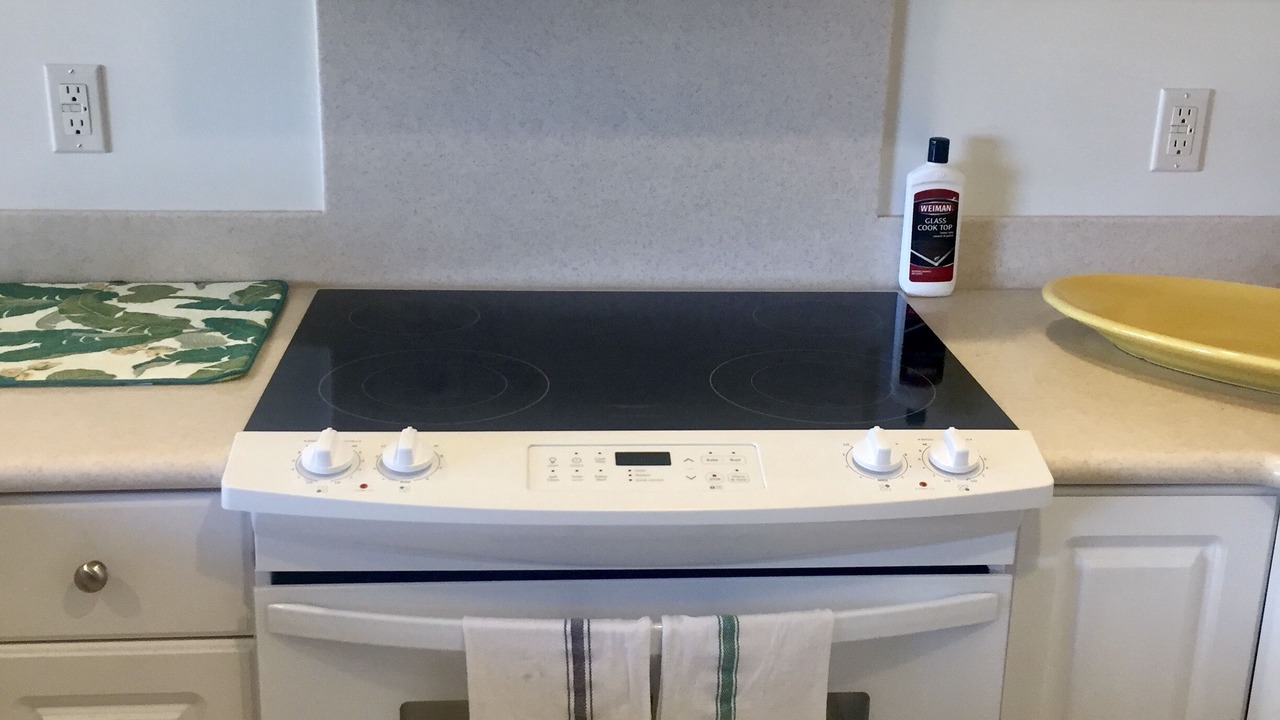 Photo of Kitchen in Waikiki