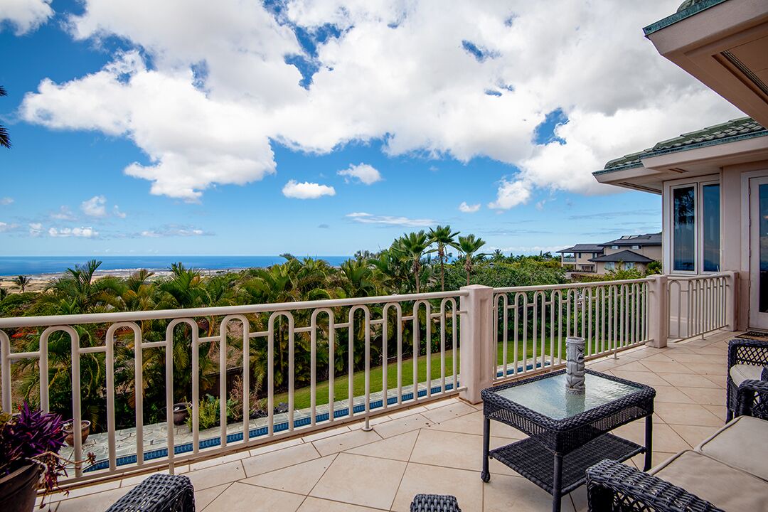 Photo of Patio Balcony in Kona Palisades