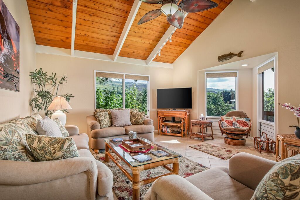 Photo of Livingroom in Keauhou