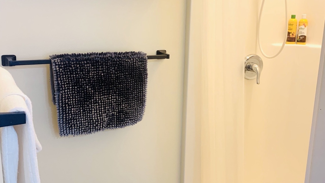 Photo of Bathroom in Keaau