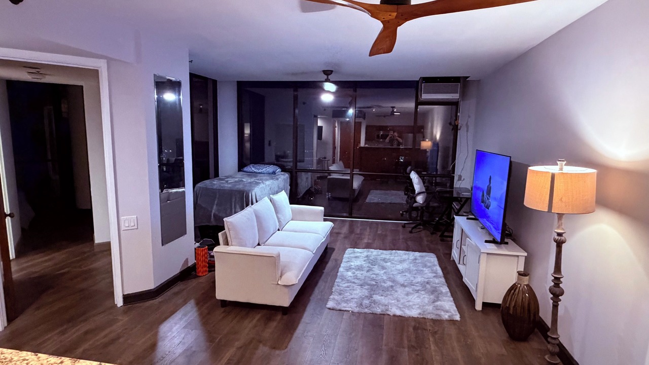 Photo of Bedroom in Downtown Honolulu