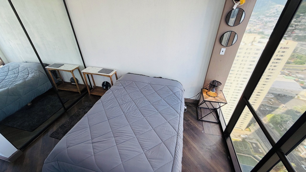 Photo of Bedroom in Downtown Honolulu