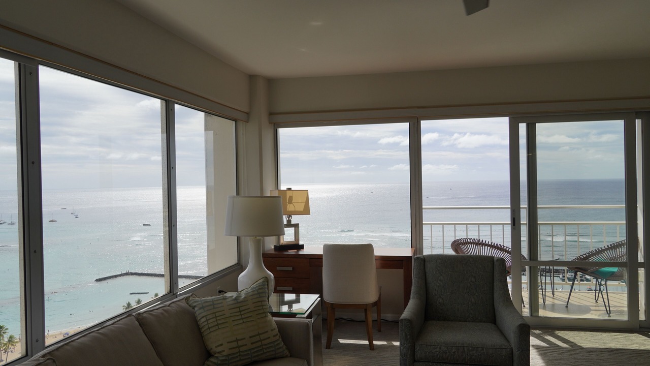 Photo of Livingroom in Waikiki