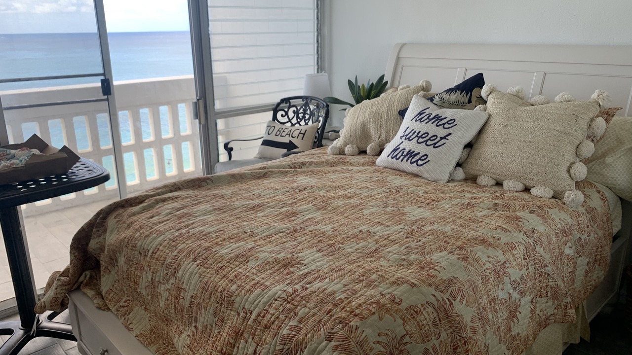 Photo of Bedroom in Makaha