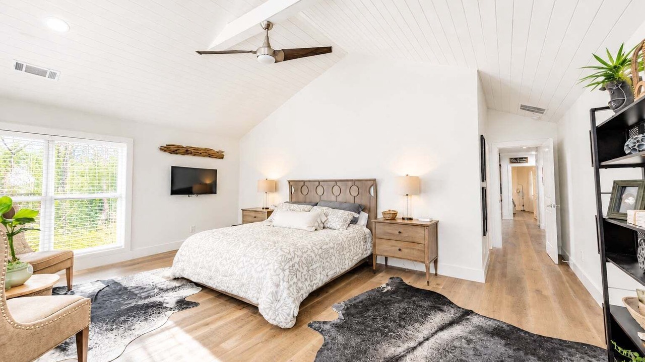Photo of Bedroom in Misty River