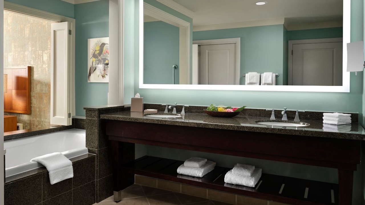 Photo of Bathroom in Lahaina