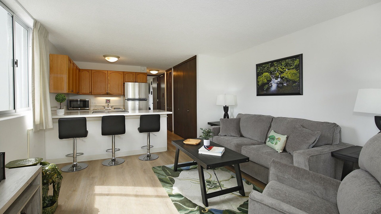 Photo of Bedroom in Waikiki
