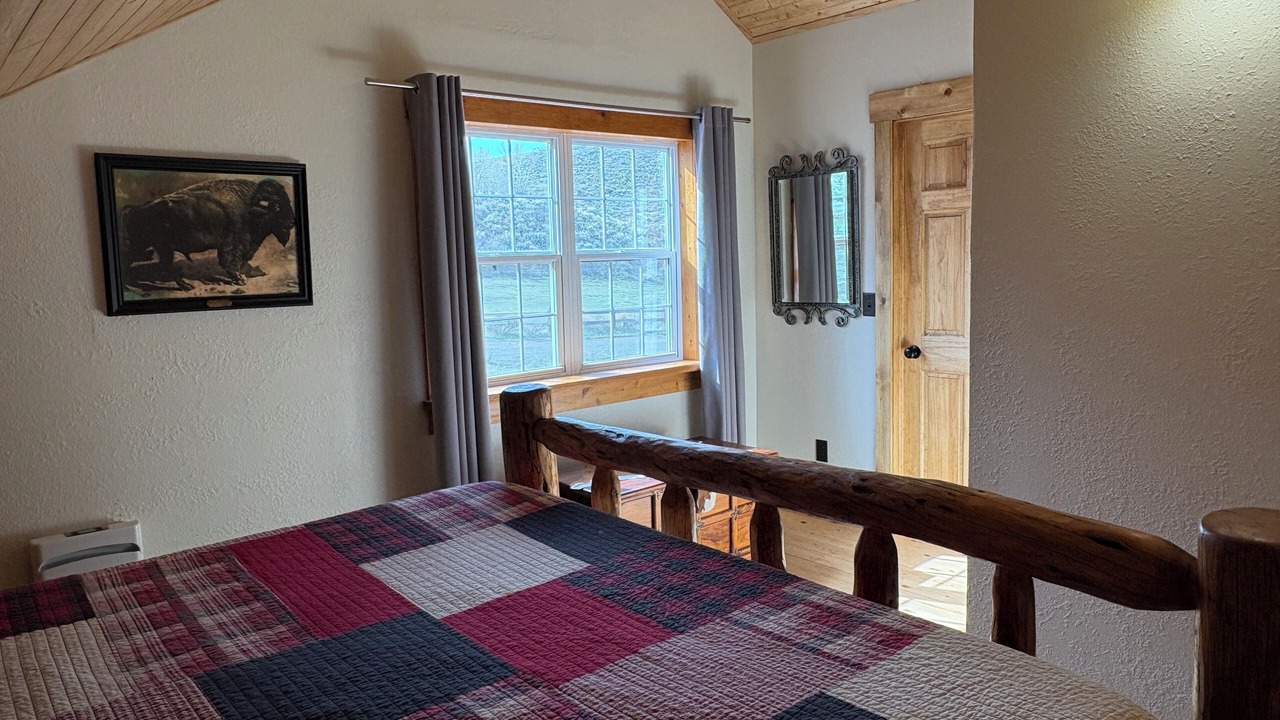 Photo of Bedroom in Woods Landing-Jelm
