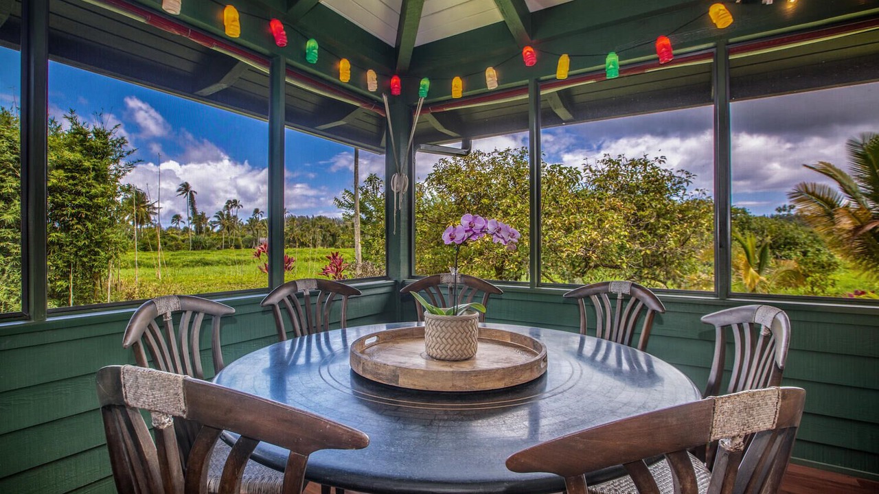 Photo of Bedroom in Hanalei Palms