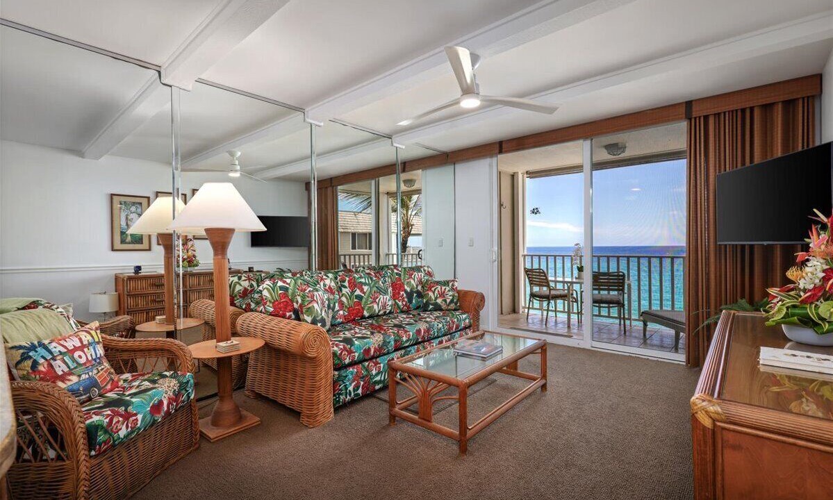 Photo of Livingroom in Historic Kailua Village