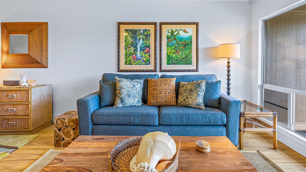 Photo of Livingroom in Kahana