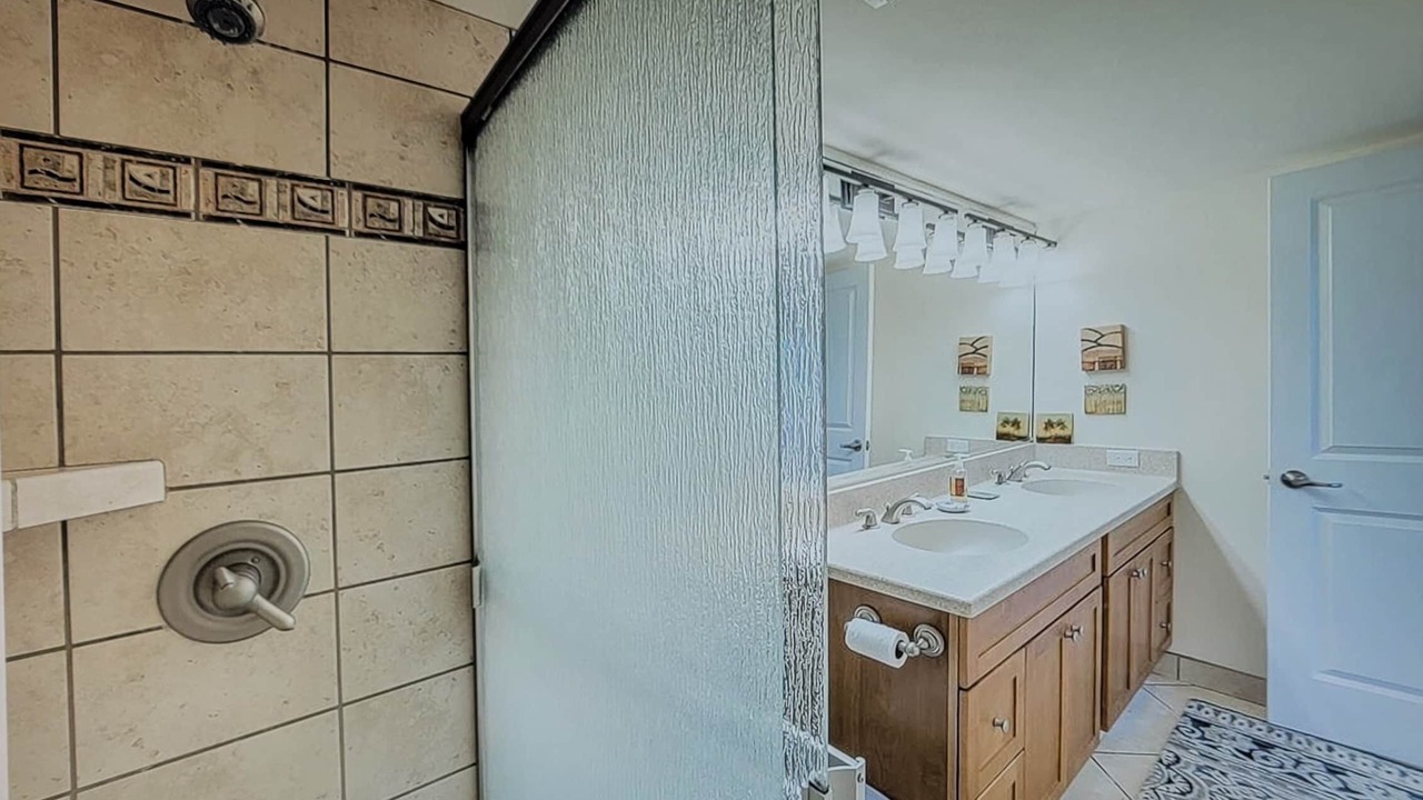 Photo of Bathroom in Kihei