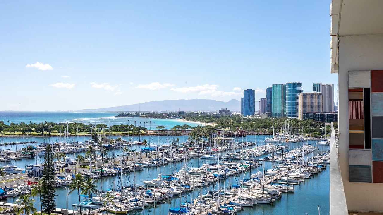 Photo of Others in Waikiki