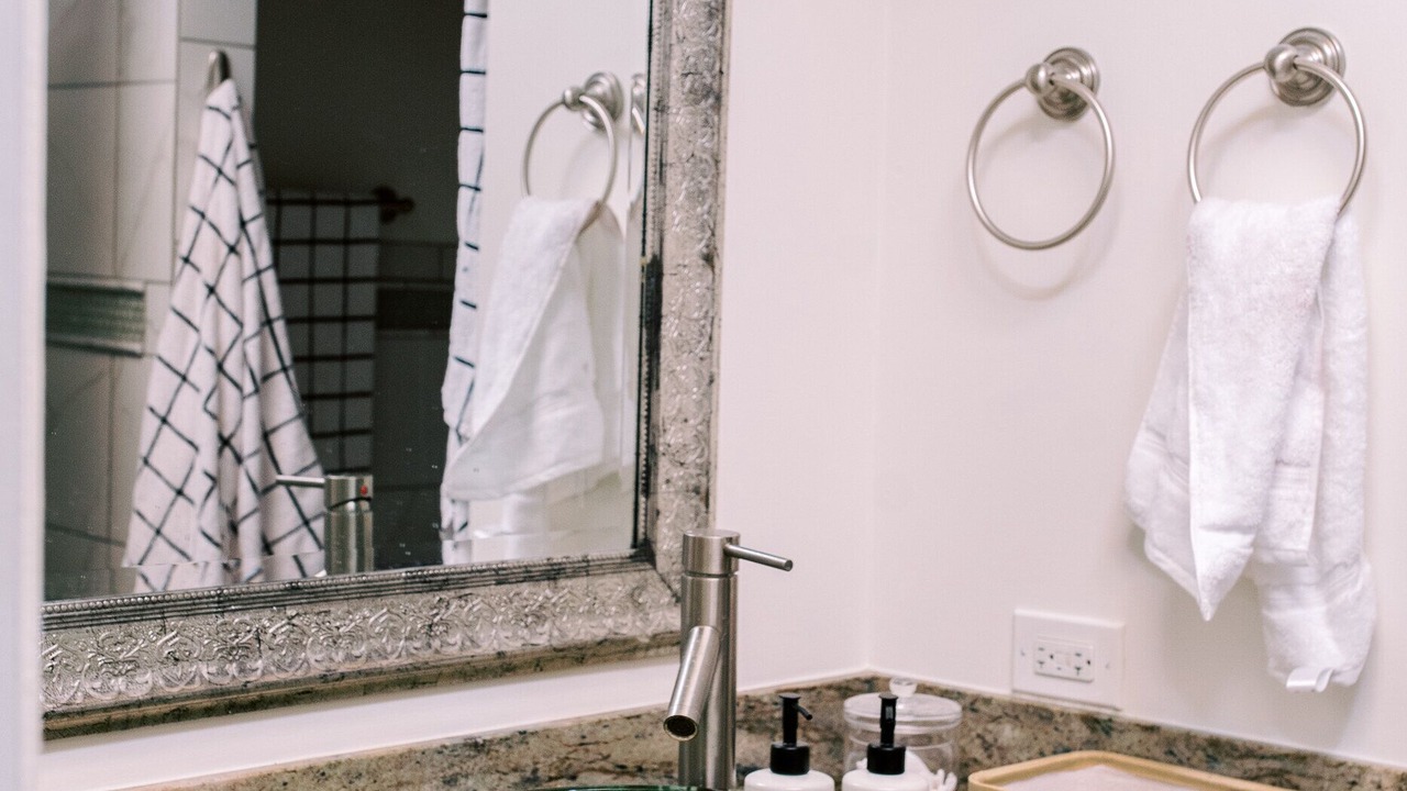 Photo of Bathroom in Keolu Hills
