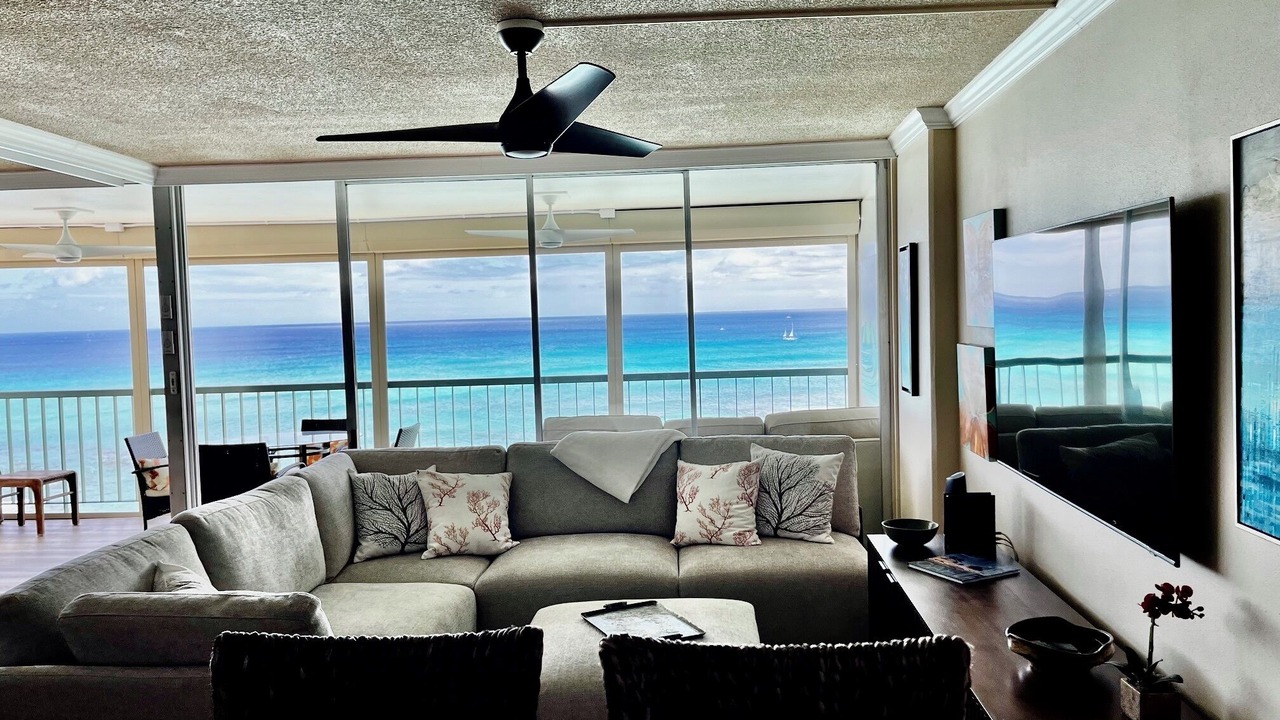 Photo of Livingroom in Diamond Head - Kapahulu - St. Louis