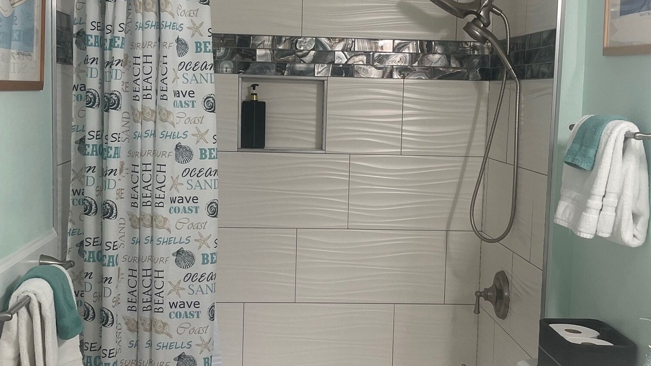 Photo of Bathroom in Wailua