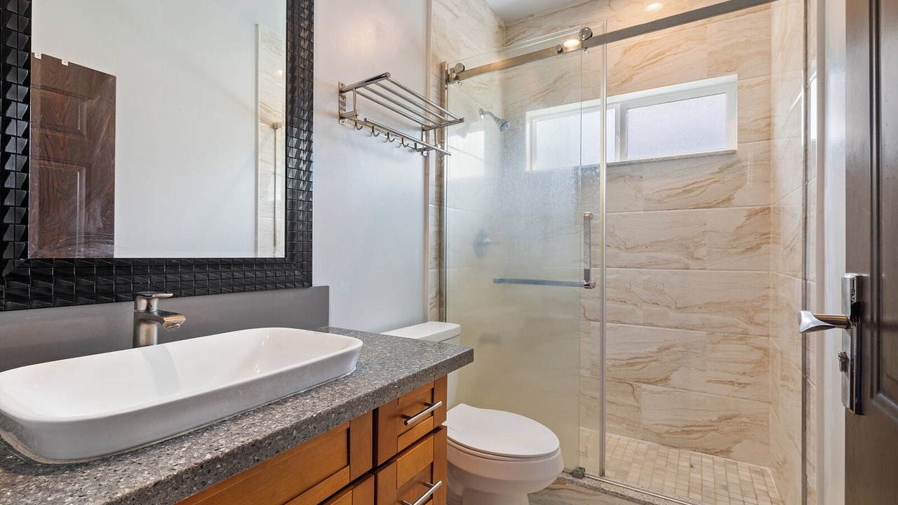 Photo of Bathroom in Waimanalo Beach