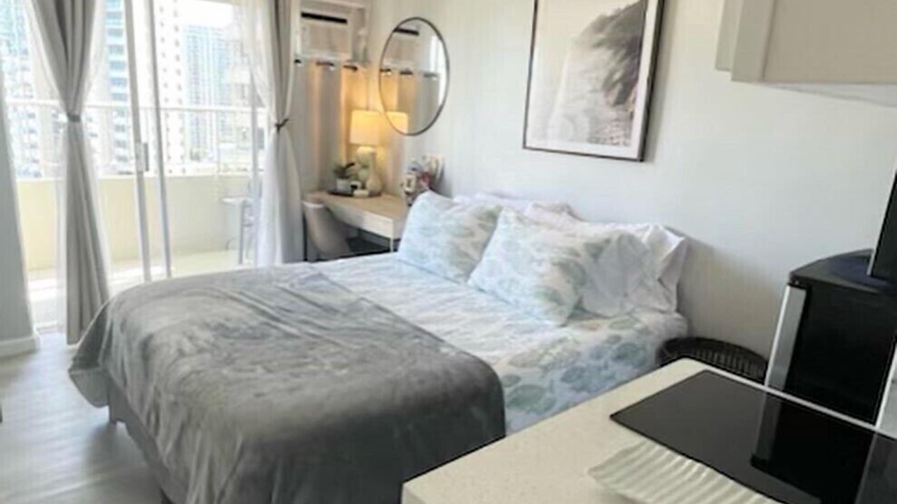 Photo of Bedroom in Waikiki