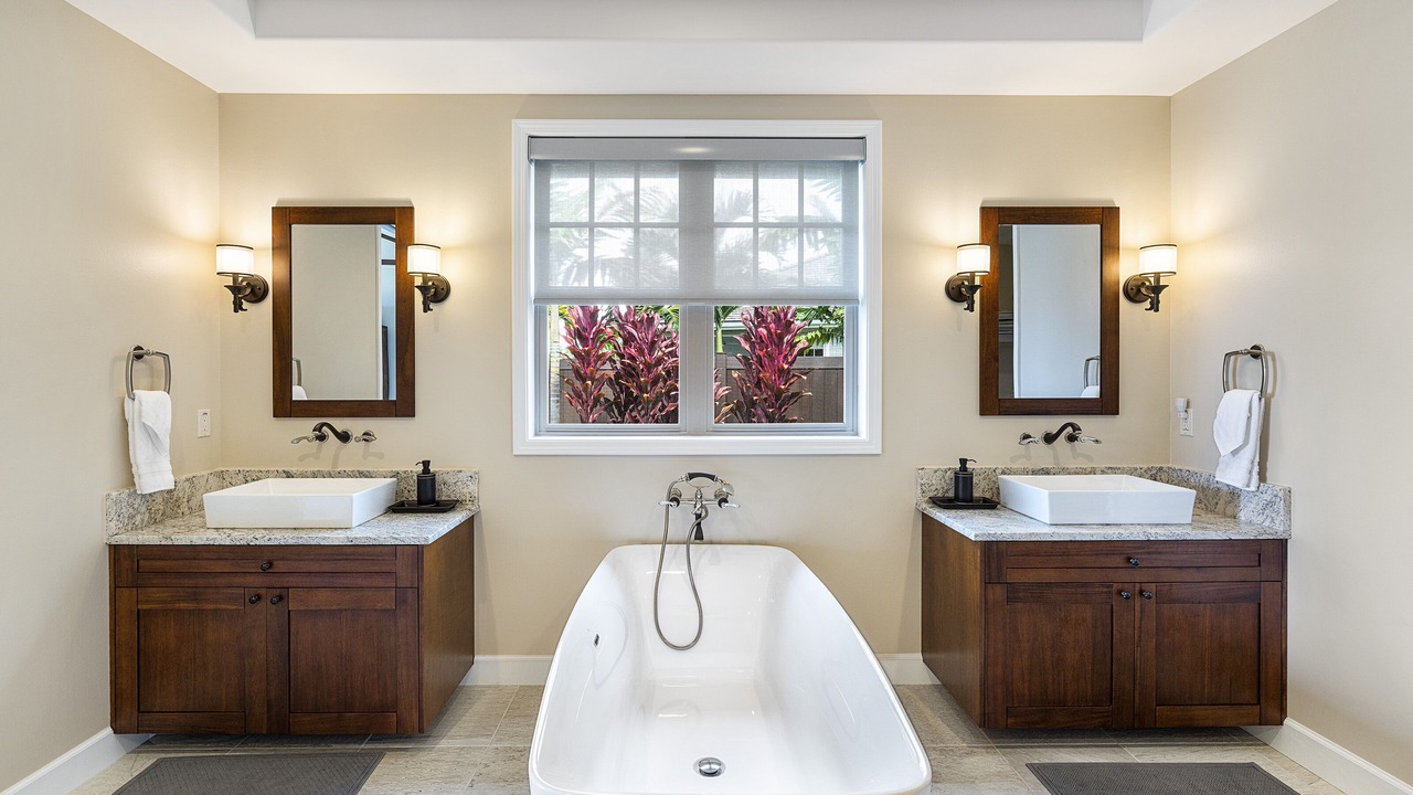 Photo of Bathroom in Keauhou