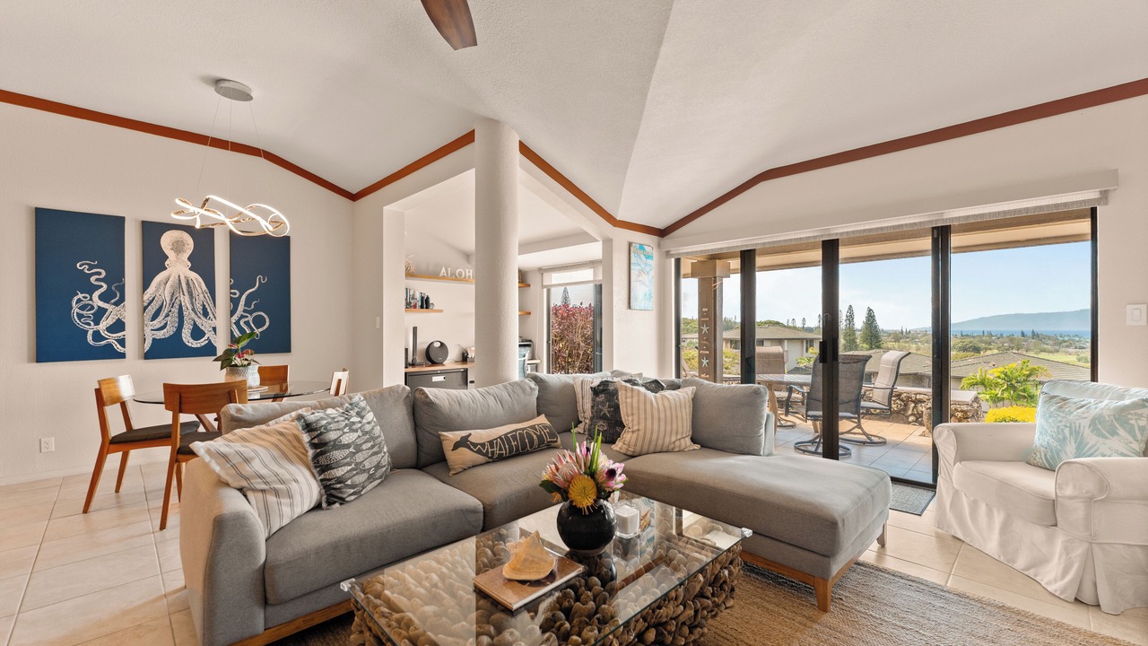 Photo of Livingroom in Kapalua