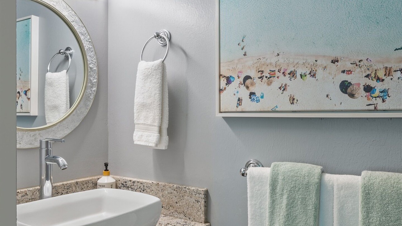 Photo of Bathroom in Kahuku