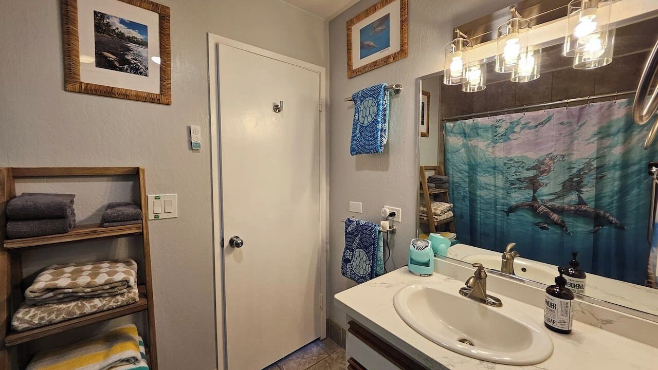 Photo of Bathroom in Punaluu