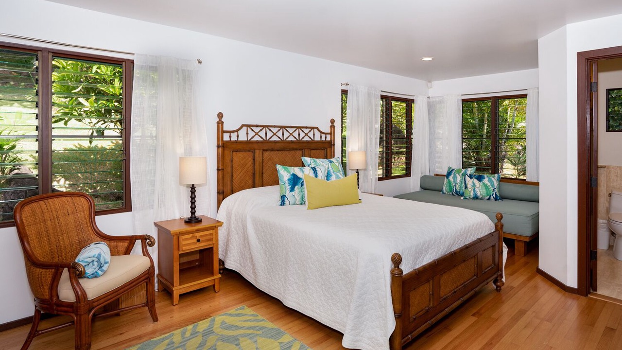 Photo of Bedroom in Lanikai