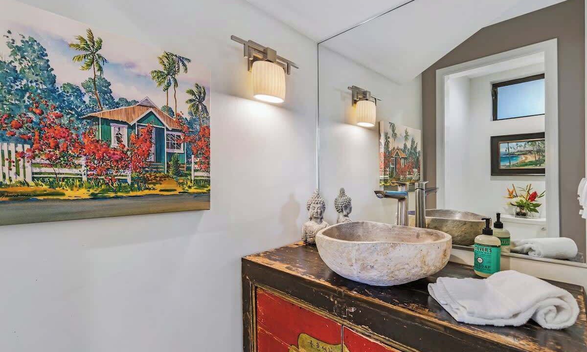 Photo of Bathroom in Napili