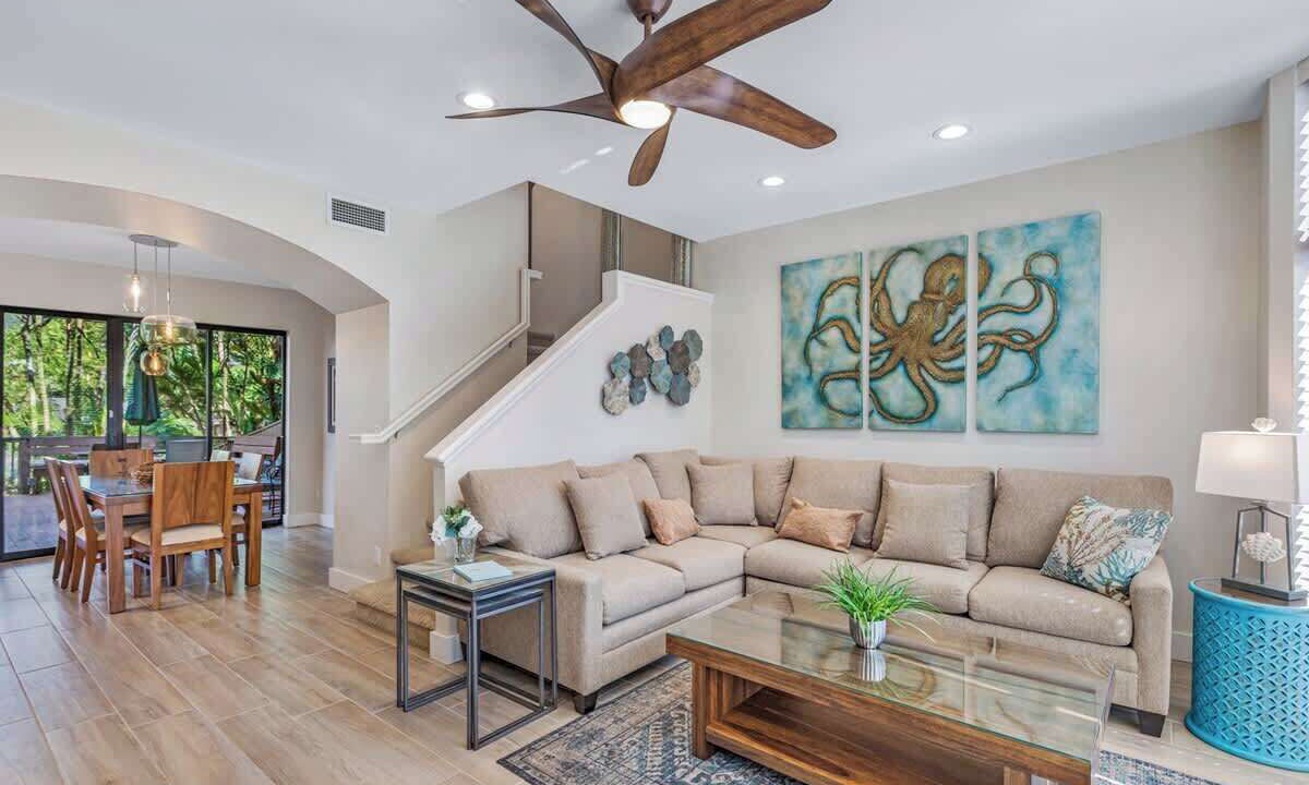 Photo of Livingroom in Napili