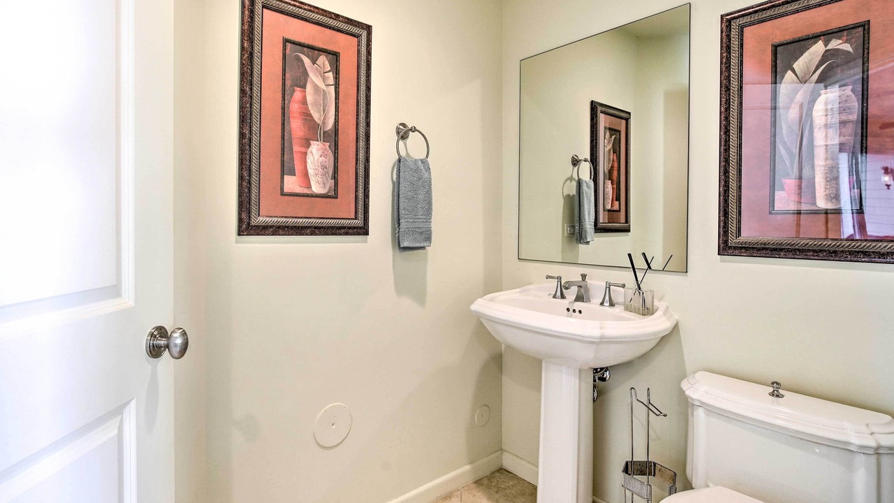 Photo of Bathroom in Kahaluu-Keauhou