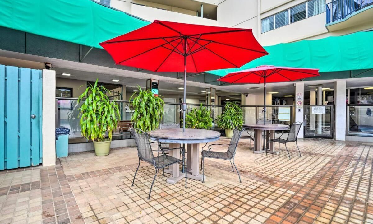 Photo of Outdoor in McCully - Moiliili