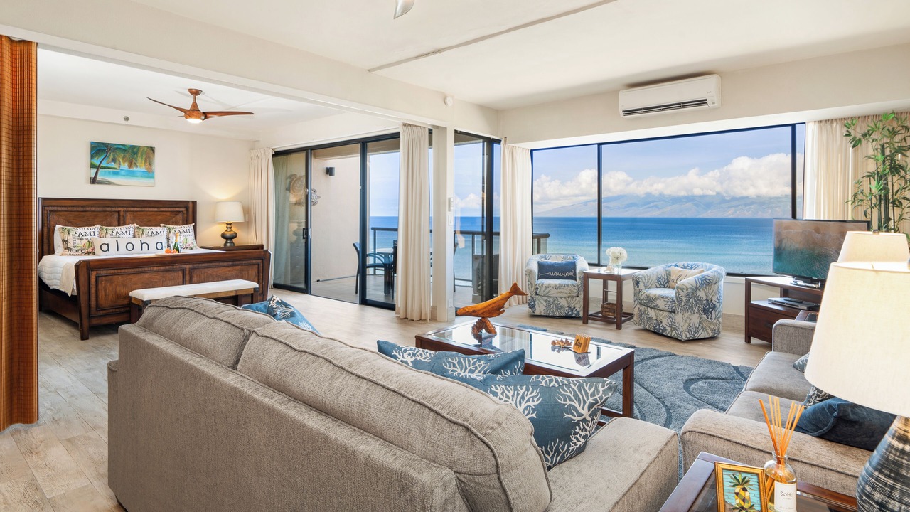 Photo of Livingroom in Kahana