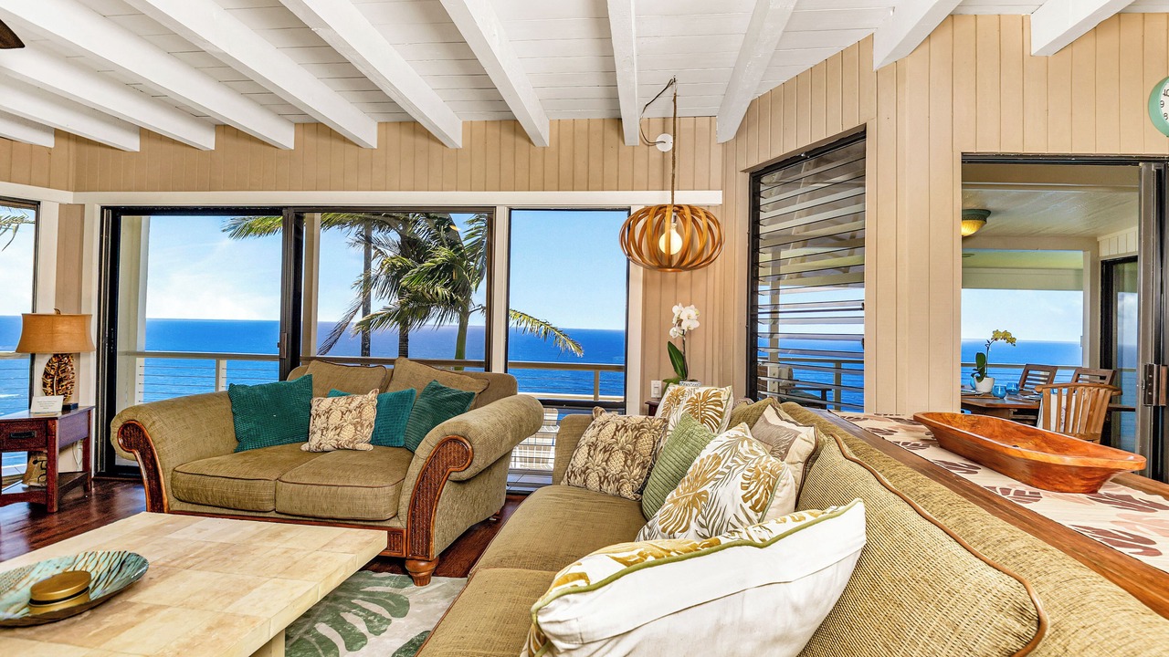 Photo of Livingroom in Laupahoehoe