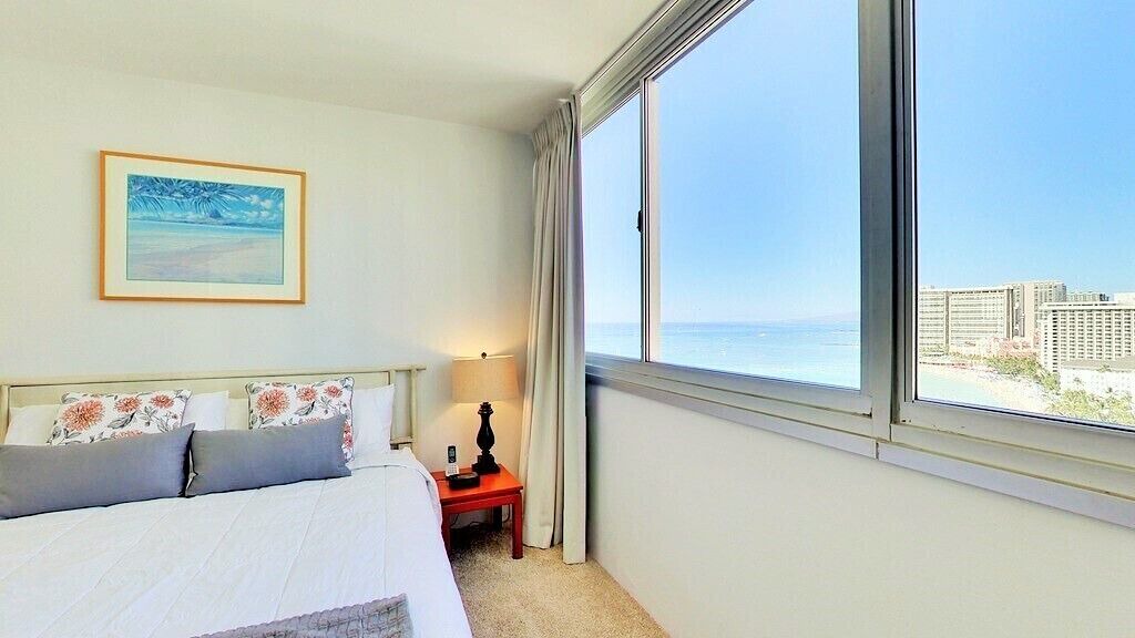 Photo of Bedroom in Waikiki