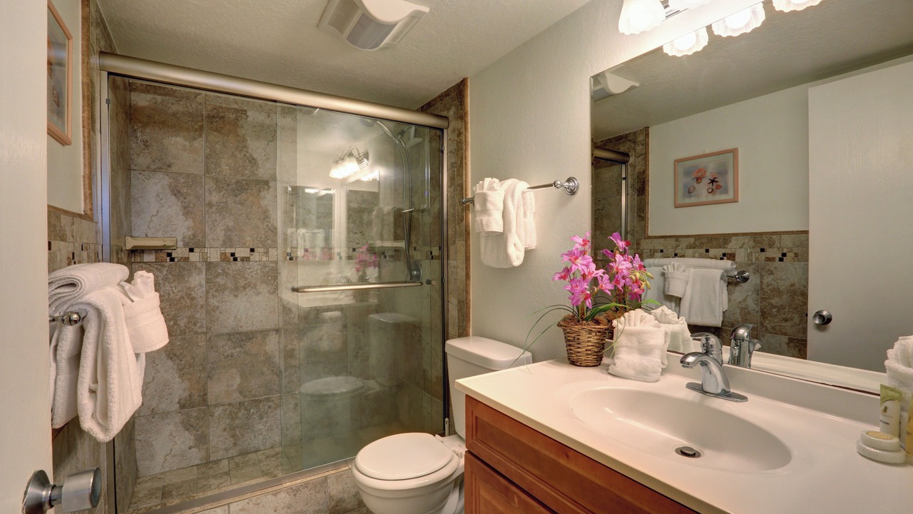 Photo of Bathroom in Kihei