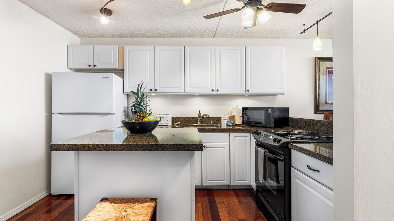 Photo of Kitchen in Historic Kailua Village