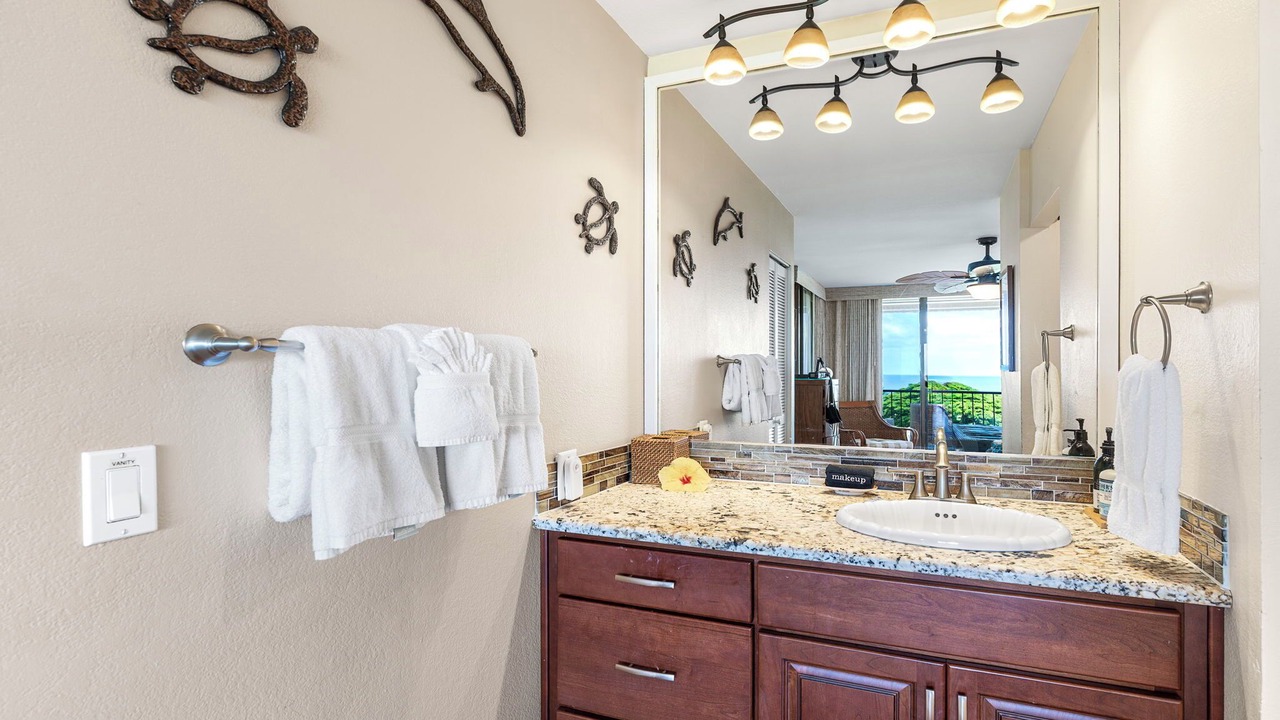 Photo of Bathroom in Keauhou