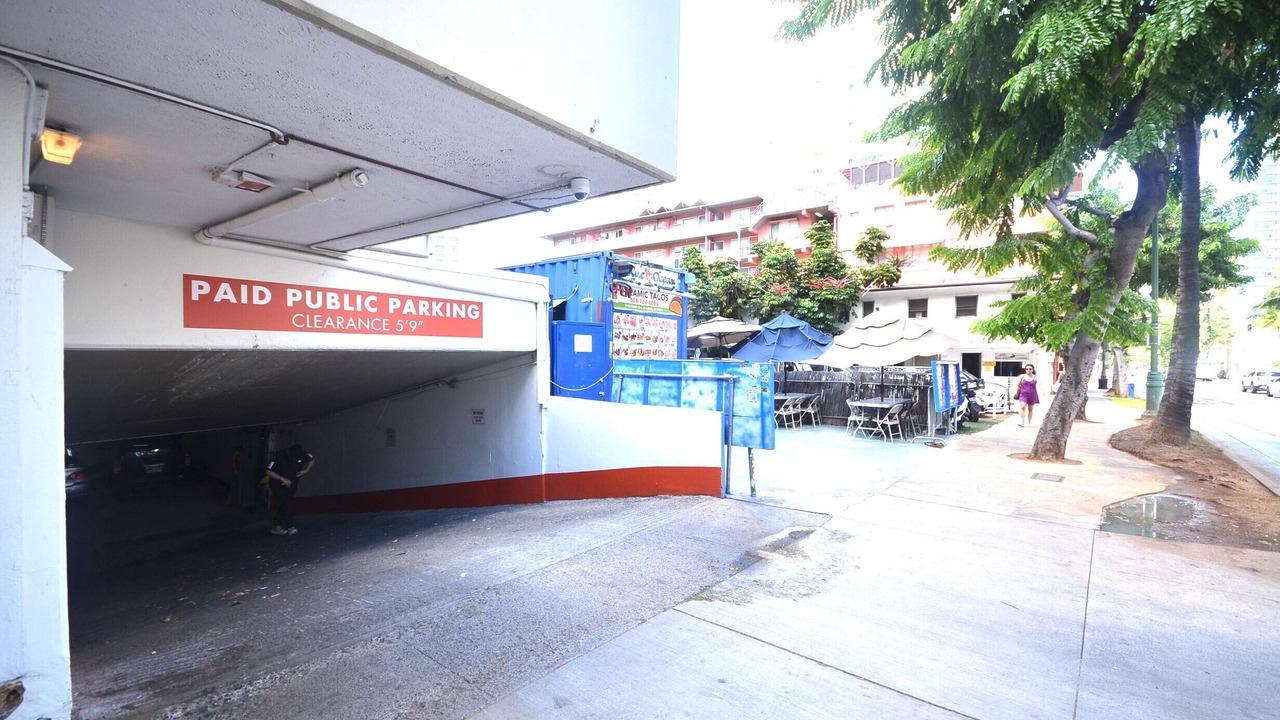 Photo of Others in Waikiki