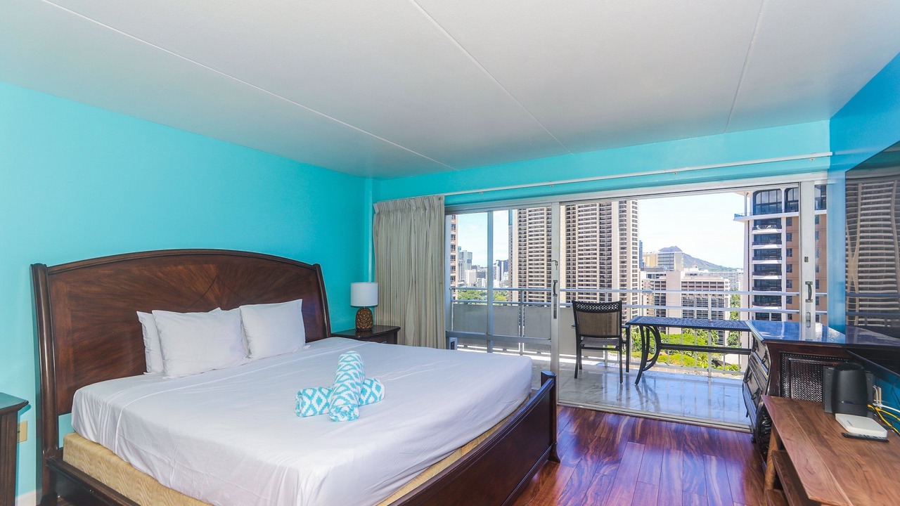 Photo of Bedroom in Waikiki