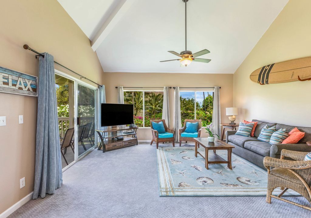 Photo of Bedroom in Poipu
