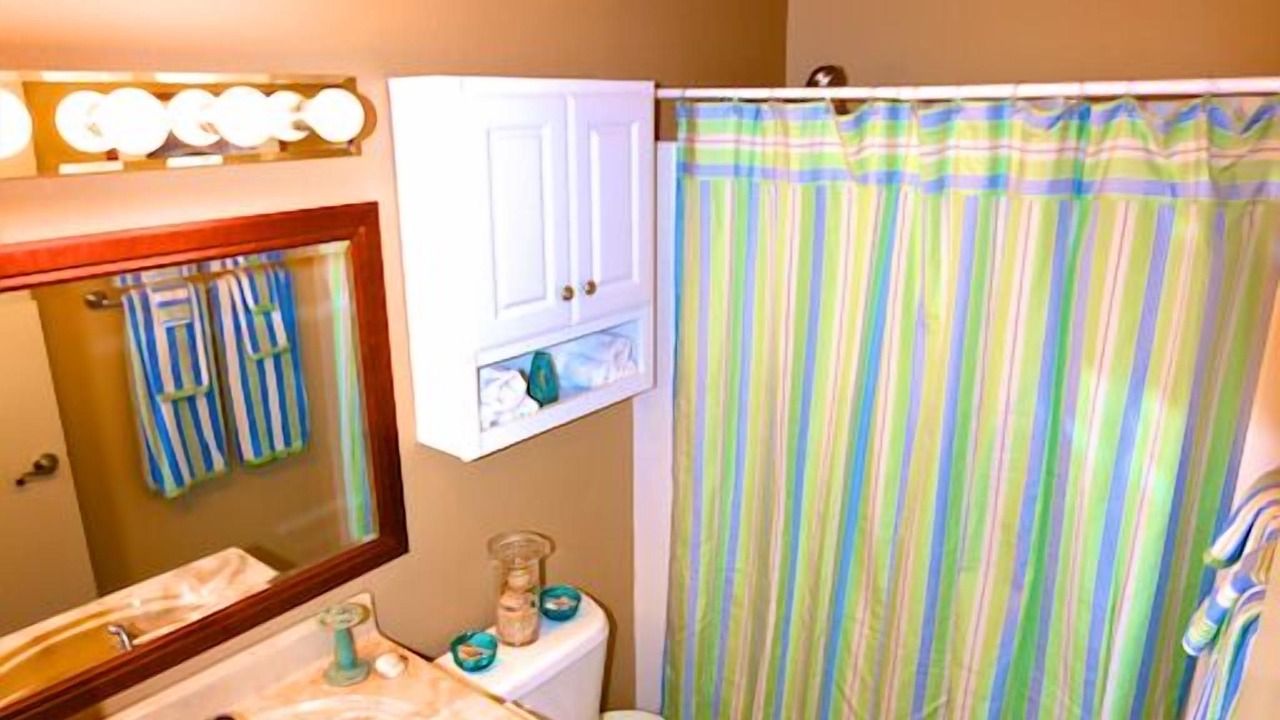 Photo of Bathroom in Kahuku